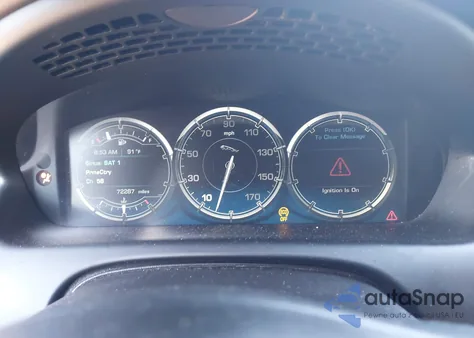 2015 Jaguar Xj Xjl Portfolio z USA, uszkodzony, nr VIN SAJWA2GZ4F8V78637